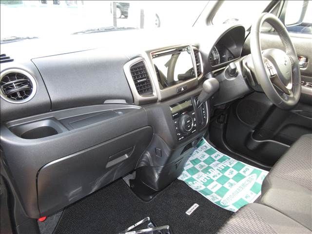 Suzuki SPACIA 2017-01 5561-8
