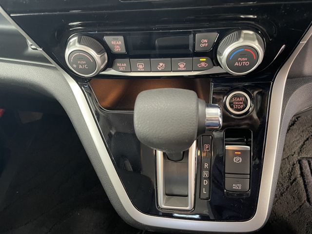 Nissan SERENA 2019-05 183097-15