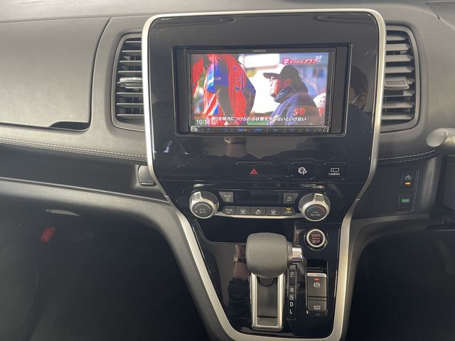 Nissan SERENA 2019-05 183097-14