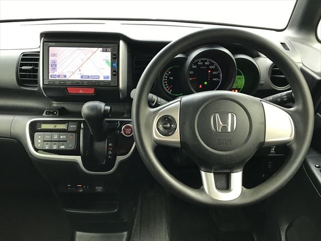 Honda N BOX 2016-06 11146-1
