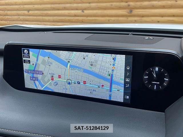 Lexus UX 2019-04 354100-2