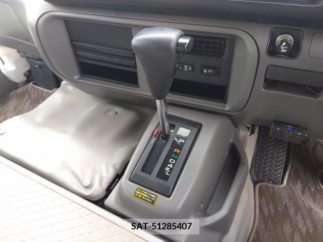 Toyota COASTER 2016-08 253016-6