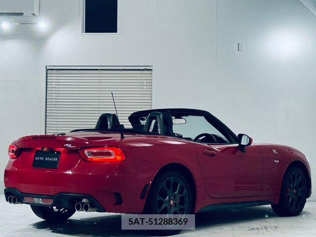 Abarth 124 Spider 2017-07 395475-8