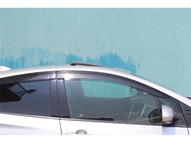 Toyota PRIUS 2016-07 23591-4