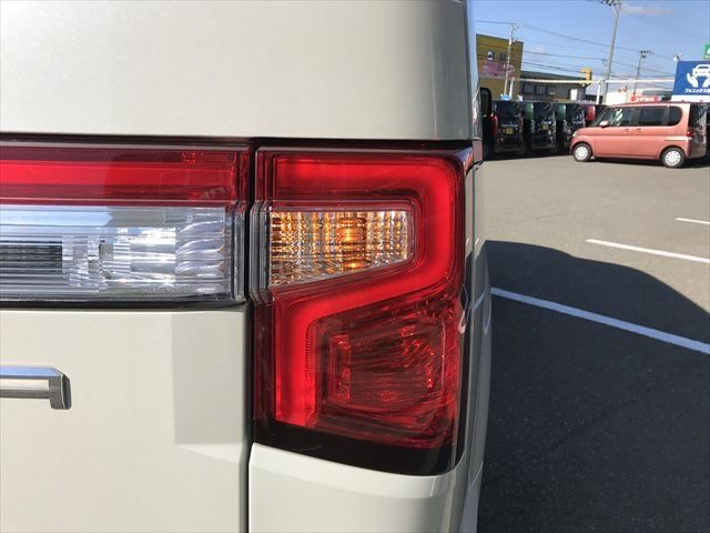 Mitsubishi DELICA D5 2019-03 180659-6