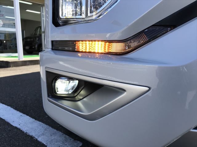 Mitsubishi DELICA D5 2019-03 180659-4