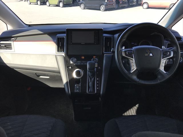Mitsubishi DELICA D5 2019-03 180659-9