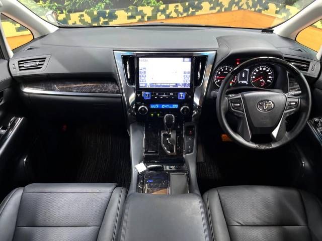 Toyota ALPHARD 2018-10 22595-1
