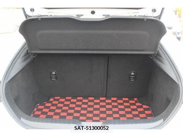 Mazda MAZDA3 2020-04 213825-18