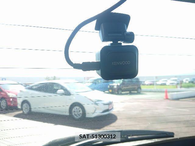 Toyota VITZ 2016-09 370155-21