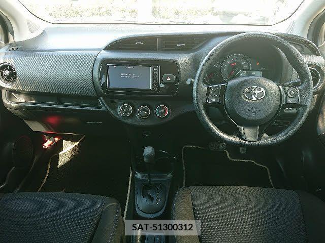 Toyota VITZ 2016-09 370155-1