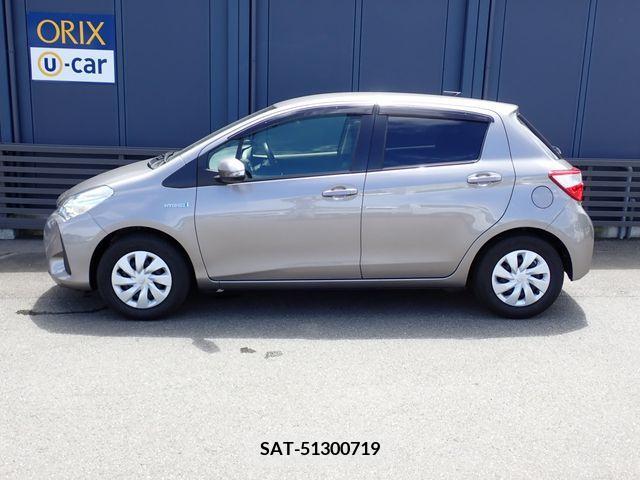 Toyota VITZ HYBRID 2019-05 374828-24