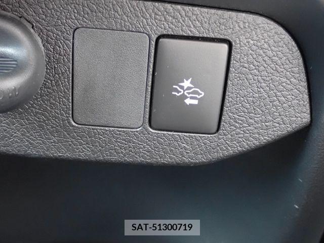 Toyota VITZ HYBRID 2019-05 374828-8