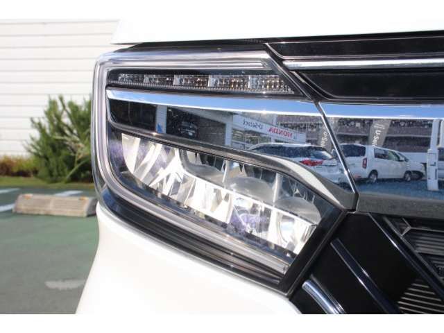 Honda N BOX CUSTOM 2019-11 185723-6