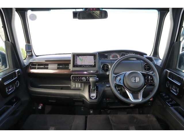 Honda N BOX CUSTOM 2019-11 185723-8