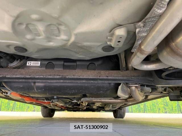 Toyota AQUA 2019-06 210661-19
