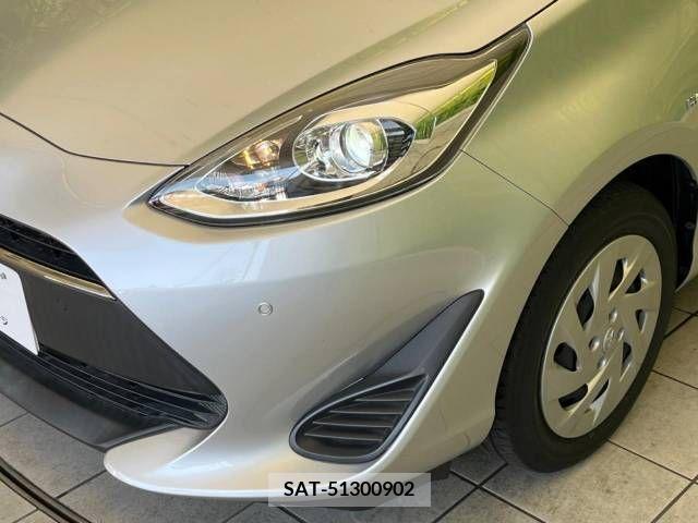 Toyota AQUA 2019-06 210661-11