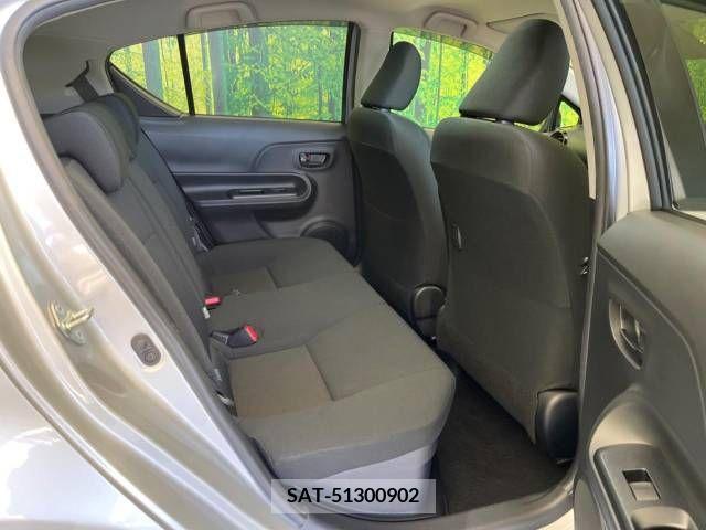 Toyota AQUA 2019-06 210661-9
