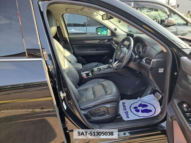Mazda CX-5 2018-05 384463-5