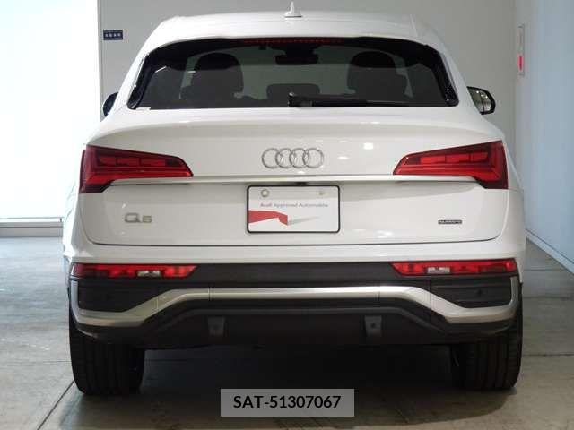 Audi Q5 2022-01 317977-3
