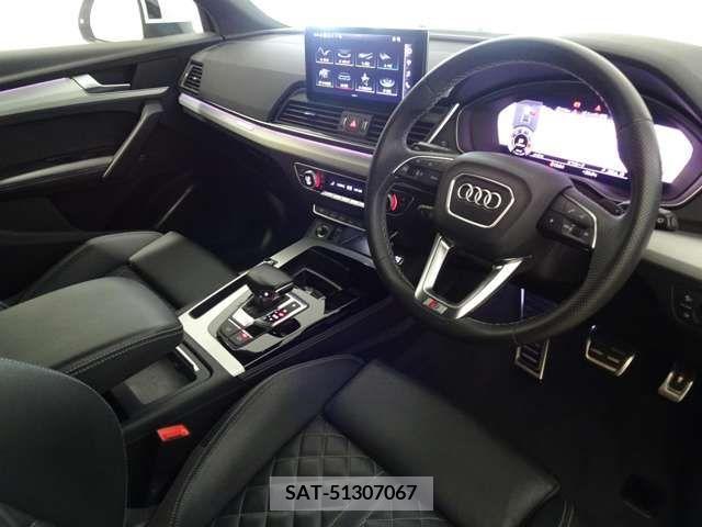 Audi Q5 2022-01 317977-10