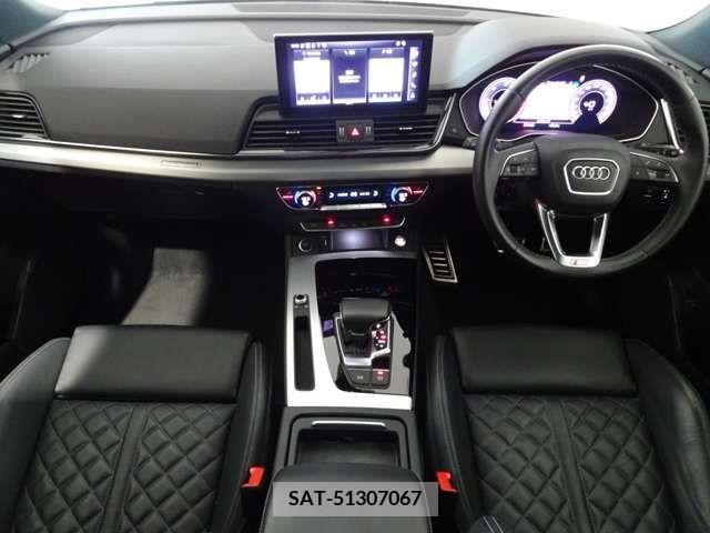 Audi Q5 2022-01 317977-9