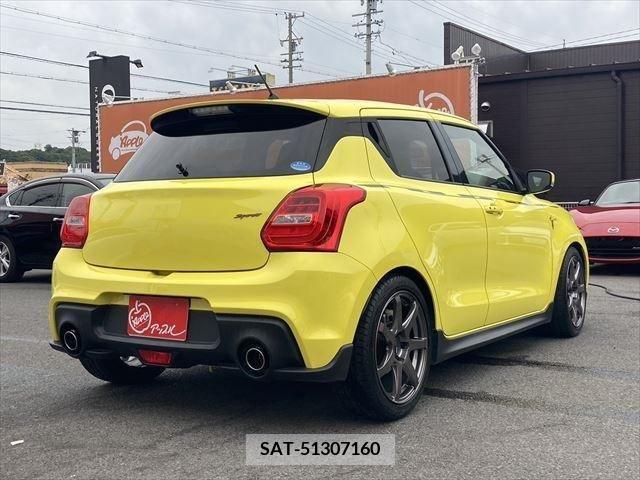 Suzuki SWIFT 2017-10 320784-13