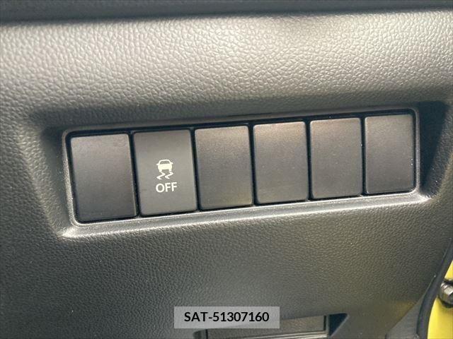 Suzuki SWIFT 2017-10 320784-3