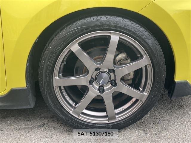 Suzuki SWIFT 2017-10 320784-9