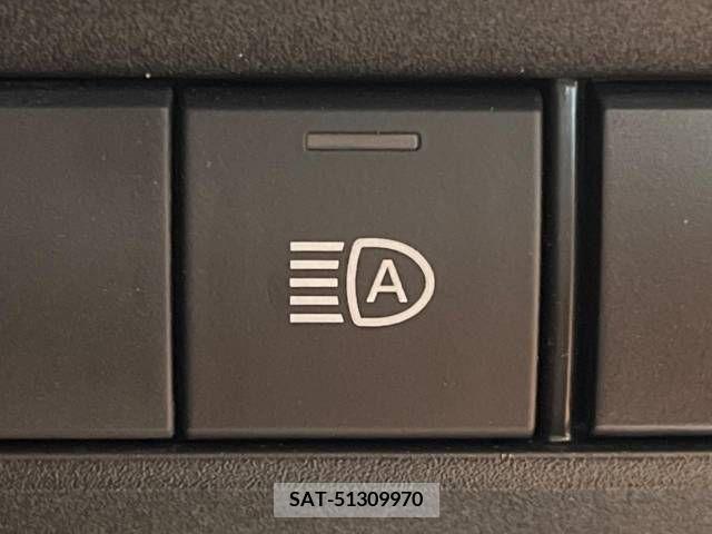 Toyota VOXY 2023-04 394937-6