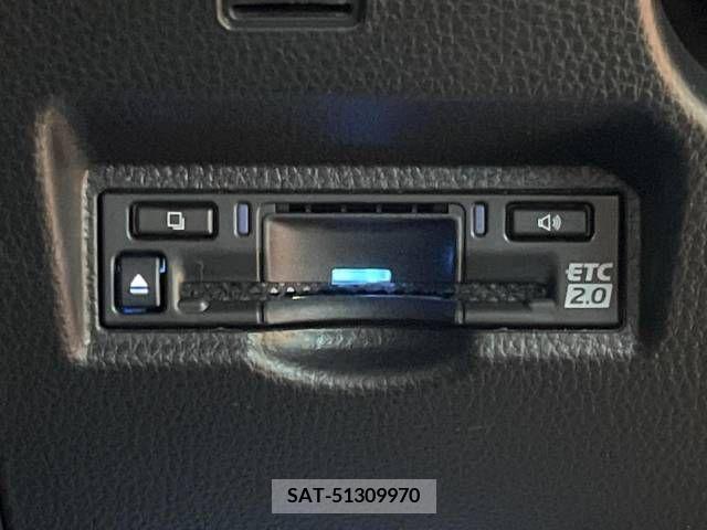 Toyota VOXY 2023-04 394937-8