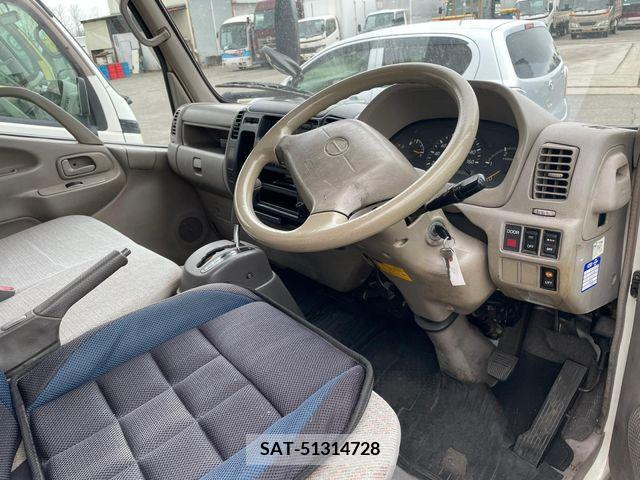 Hino DUTRO 2003-03 387162-2