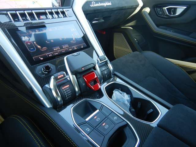 Lamborghini URUS 2018-10 193014-20