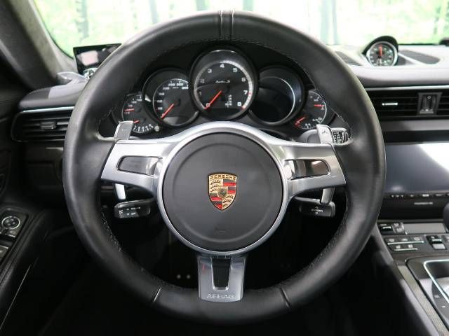 Porsche 911 2014-05 28829-15