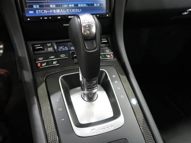 Porsche 911 2014-05 28829-11