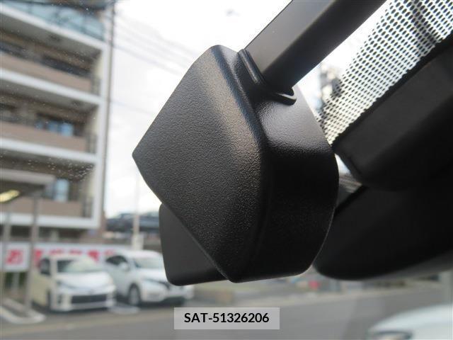 Lexus IS 2021-07 353946-17
