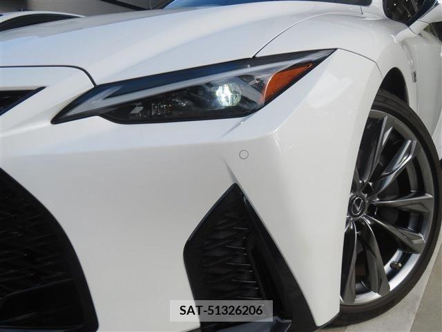 Lexus IS 2021-07 353946-4
