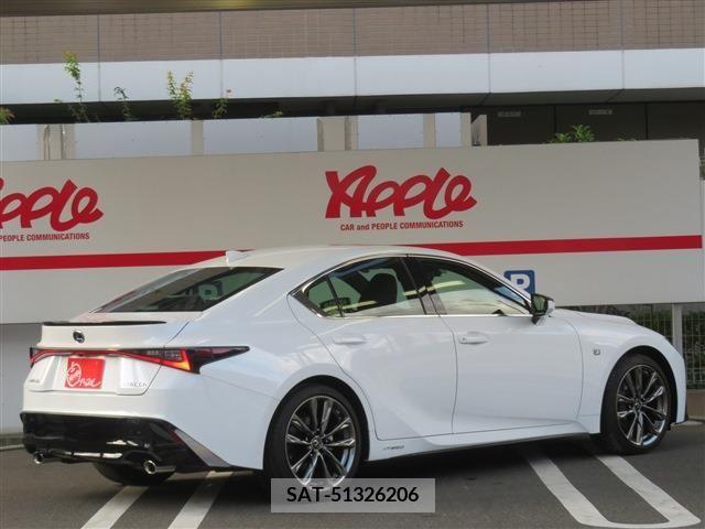 Lexus IS 2021-07 353946-2