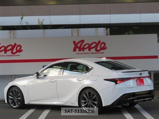 Lexus IS 2021-07 353946-3