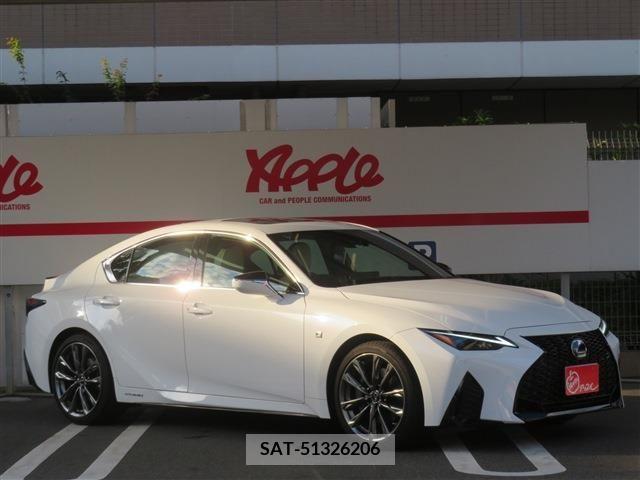 Lexus IS 2021-07 353946-1