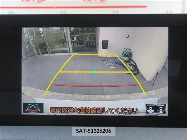 Lexus IS 2021-07 353946-13