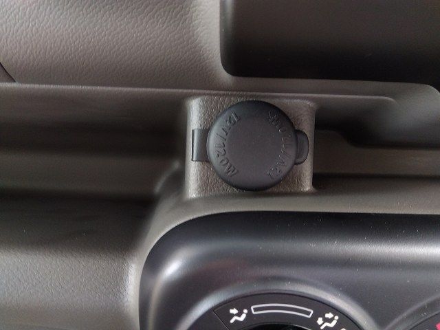 Nissan CLIPPER 2023-01 189374-24