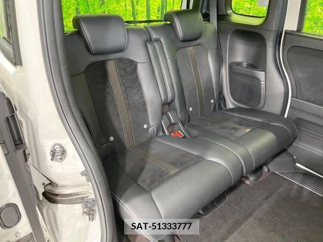 Honda N BOX CUSTOM 2019-03 210243-9