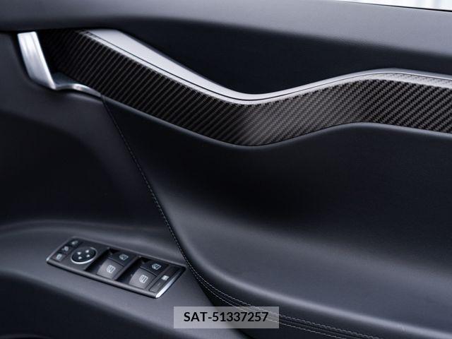 Tesla MODEL X 2019-03 205119-17