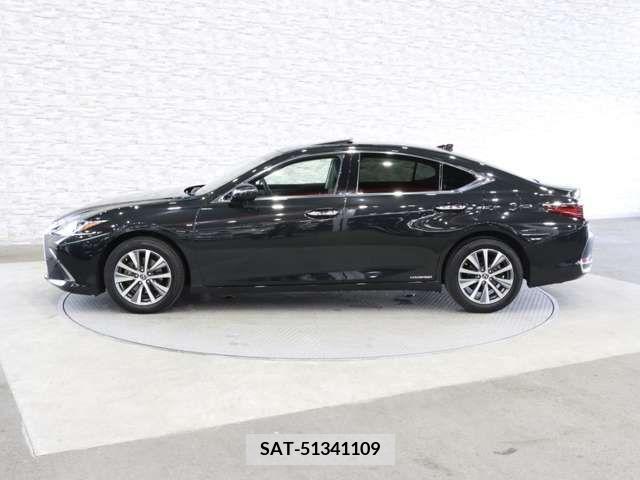 Lexus ES 2019-08 275247-10