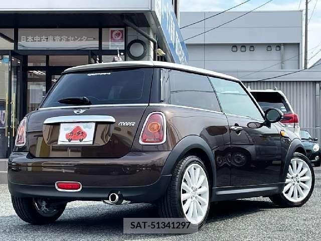 Bmw MINI 2010-03 319728-2