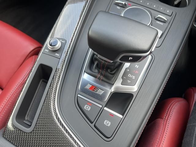 Audi S4 2019-03 20417-13