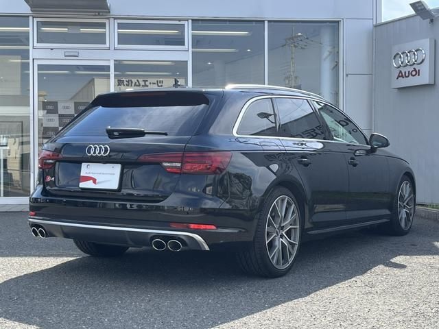 Audi S4 2019-03 20417-1