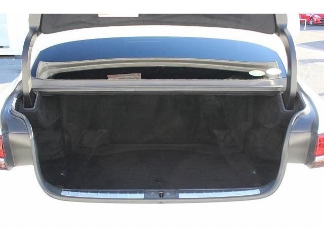 Lexus LS 2018-02 183506-16