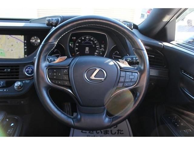 Lexus LS 2018-02 183506-15